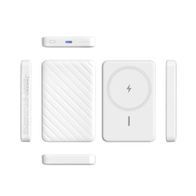 ওয়্যারলেস ম্যাগনেটিক পাওয়ার ব্যাংক 5000mAh পোর্টেবল ম্যাগসেফ চার্জার হালকা